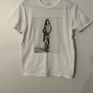 Tate McRae we are flying concert T-shirt size small